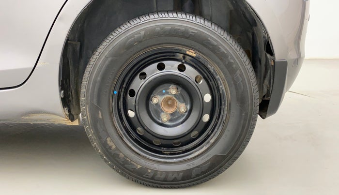 2012 Maruti Swift VDI, Diesel, Manual, 1,02,424 km, Left Rear Wheel