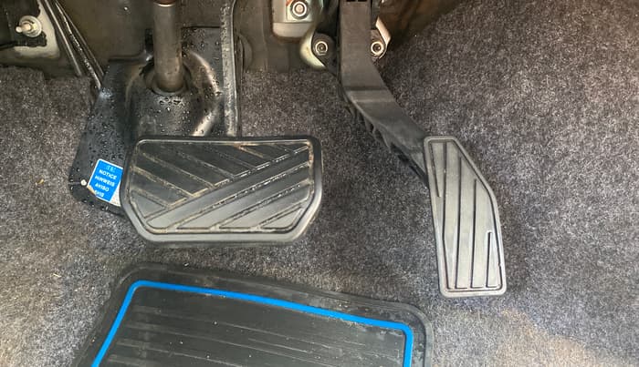 2018 Maruti Alto K10 VXI (O) AMT, CNG, Automatic, 33,988 km, Pedals