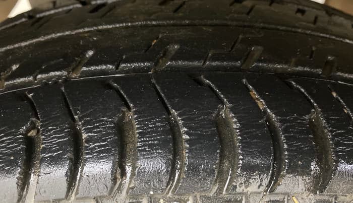 2018 Maruti Alto K10 VXI (O) AMT, CNG, Automatic, 33,988 km, Right Rear Tyre Tread