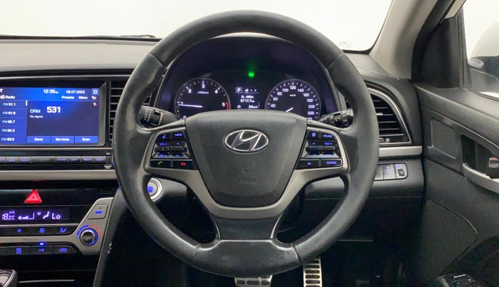 2016 Hyundai New Elantra 1.6 SX (O) AT DIESEL, Diesel, Automatic, 99,120 km, Steering Wheel Close Up