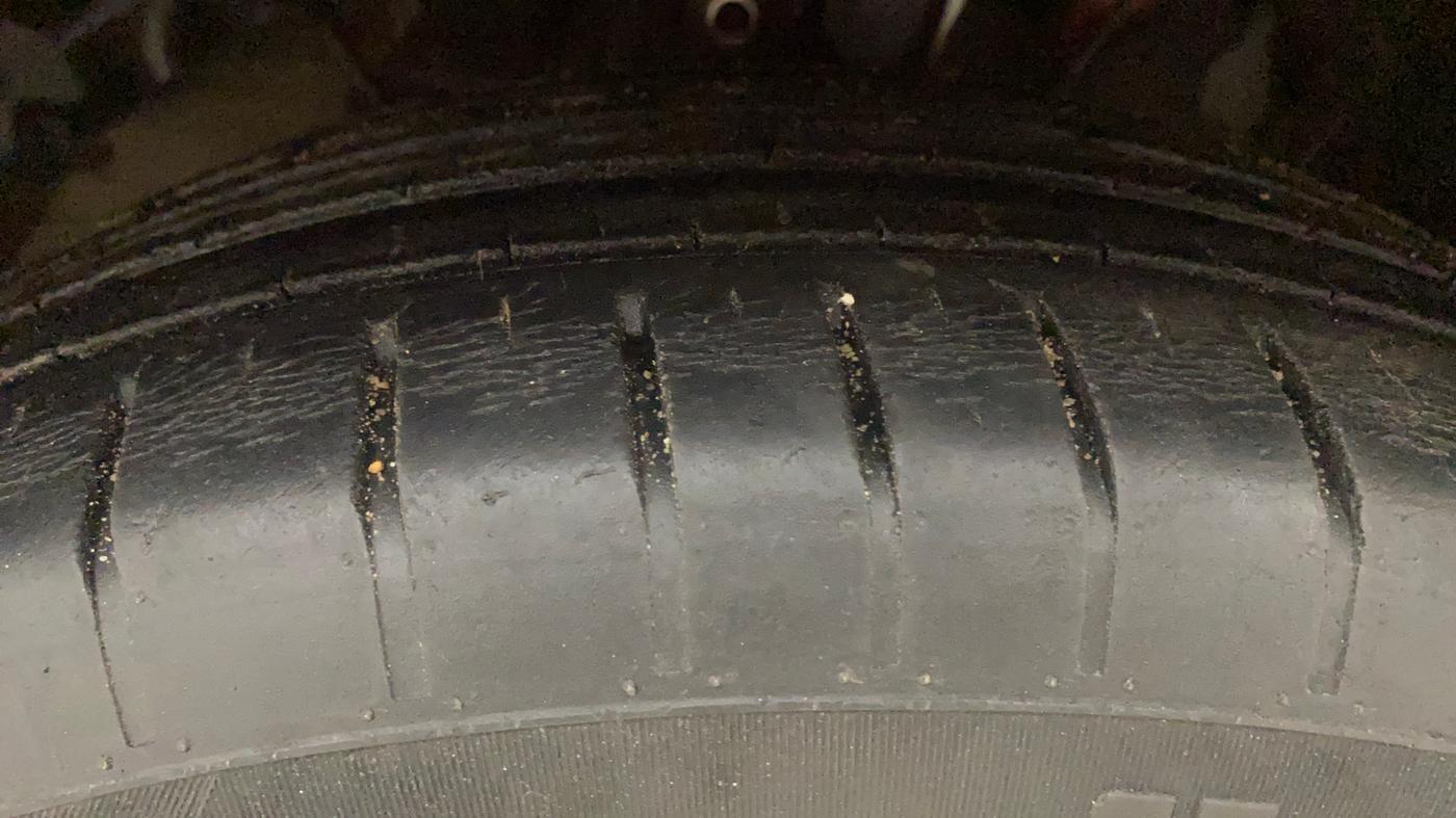 2020 Maruti Swift ZXI AMT, Petrol, Automatic, 44,694 km, Left Front Tyre Tread