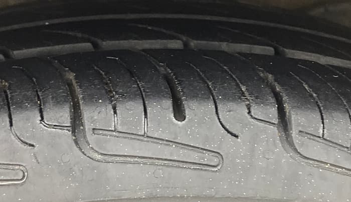 2019 Hyundai NEW SANTRO SPORTZ MT, Petrol, Manual, 1,18,115 km, Right Rear Tyre Tread