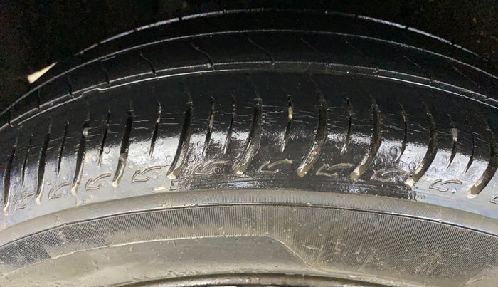 2019 Maruti Baleno DELTA PETROL 1.2, Petrol, Manual, 68,473 km, Right Rear Tyre Tread