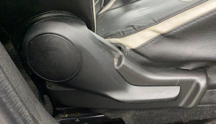 2019 Maruti Baleno DELTA PETROL 1.2, Petrol, Manual, 68,473 km, Driver Side Adjustment Panel