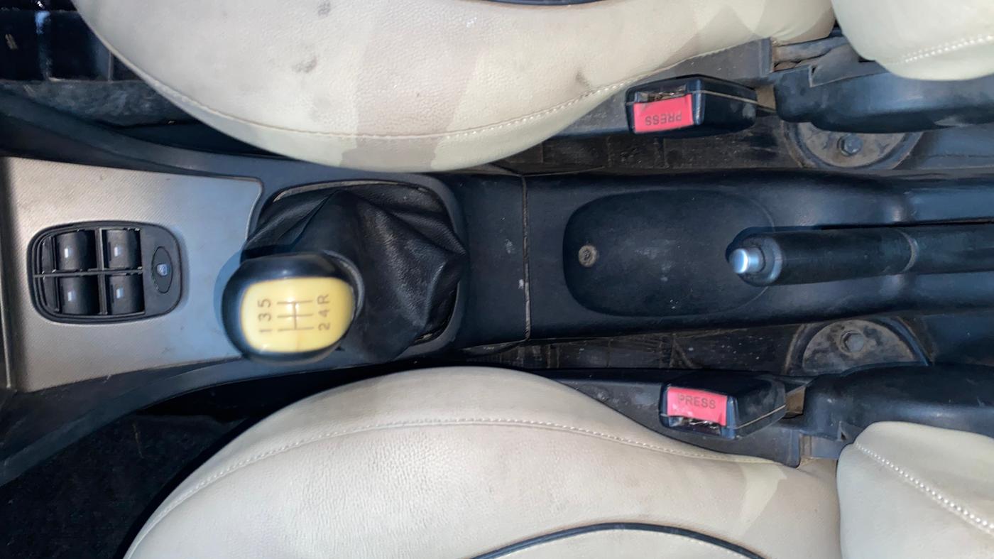 2016 Tata Indigo ECS LX TDI, Diesel, Manual, 1,28,232 km, Gear Lever