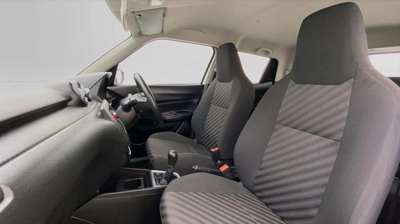 2018 Maruti Swift LXI D, Petrol, Manual, 16,083 km, Right Side Front Door Cabin