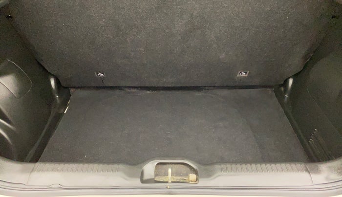 2018 Maruti Swift LXI D, Petrol, Manual, 16,083 km, Boot Inside