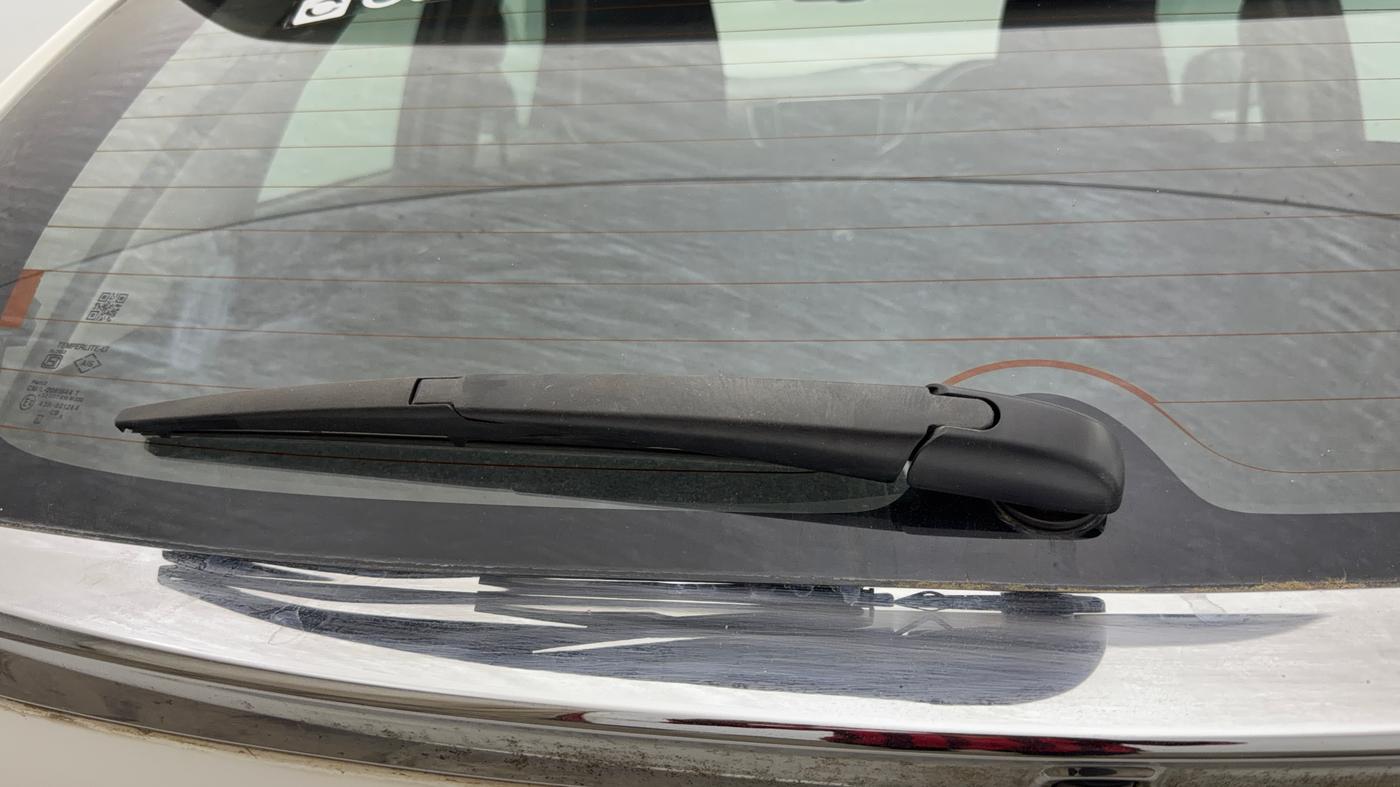 2021 Maruti Baleno ALPHA PETROL 1.2, Petrol, Manual, 9,996 km, Rear Wiper