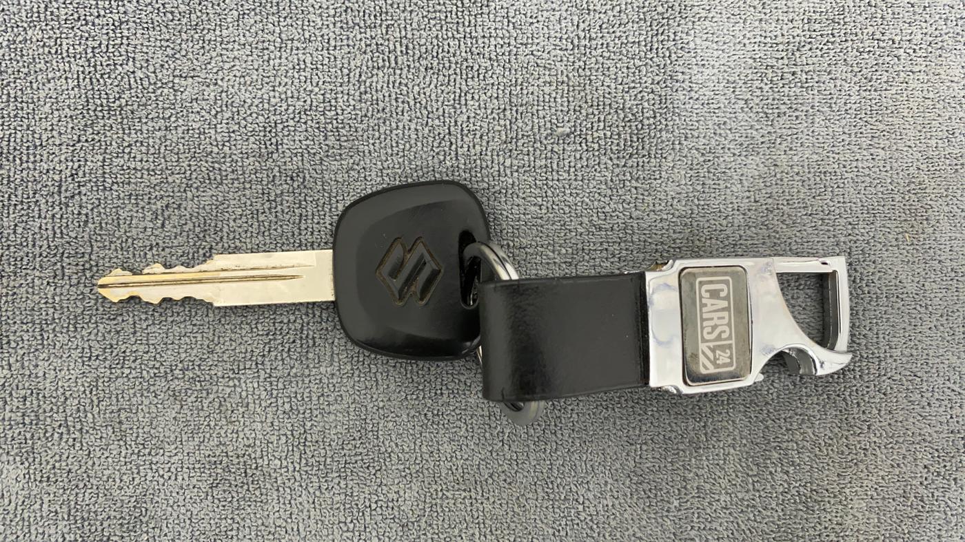 2020 Maruti Eeco 5 STR WITH A/C+HTR, Petrol, Manual, 6,695 km, Key Close Up
