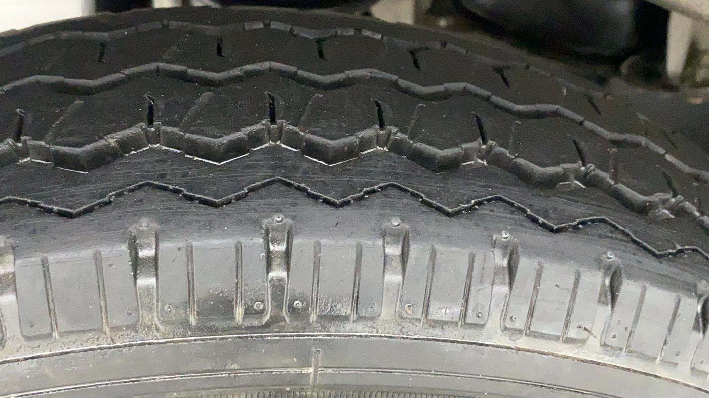2020 Maruti Eeco 5 STR WITH A/C+HTR, Petrol, Manual, 6,695 km, Right Rear Tyre Tread