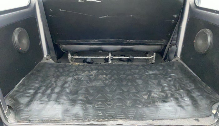 2020 Maruti Eeco 5 STR WITH A/C+HTR, Petrol, Manual, 6,695 km, Boot Inside