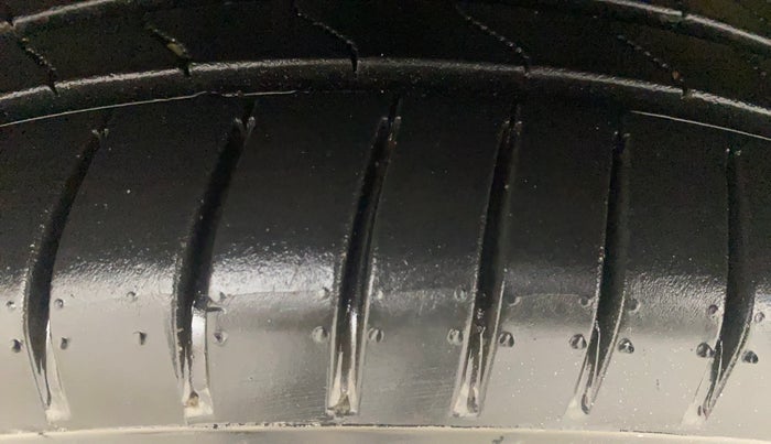 2020 Hyundai NEW I20 ASTA (O) 1.0 TURBO GDI DCT, Petrol, Automatic, 43,247 km, Left Front Tyre Tread