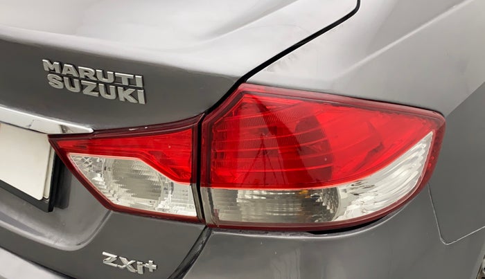 2016 Maruti Ciaz ZXI+, Petrol, Manual, 75,603 km, Right tail light - < 2 inches,no. = 2