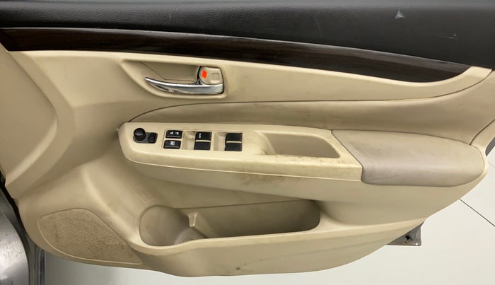 2016 Maruti Ciaz ZXI+, Petrol, Manual, 75,603 km, Driver Side Door Panels Control