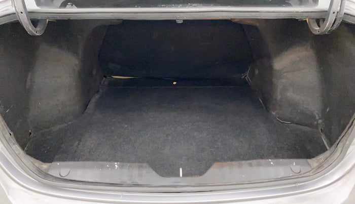 2016 Maruti Ciaz ZXI+, Petrol, Manual, 75,603 km, Boot Inside