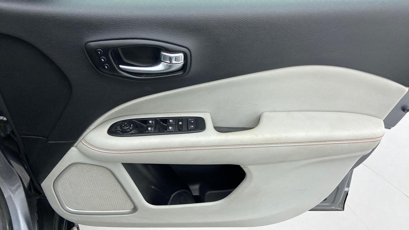 2018 Jeep Compass 1.4 LIMITED PLUS AT, Petrol, Automatic, 12,225 km, Driver Side Door Panels Control