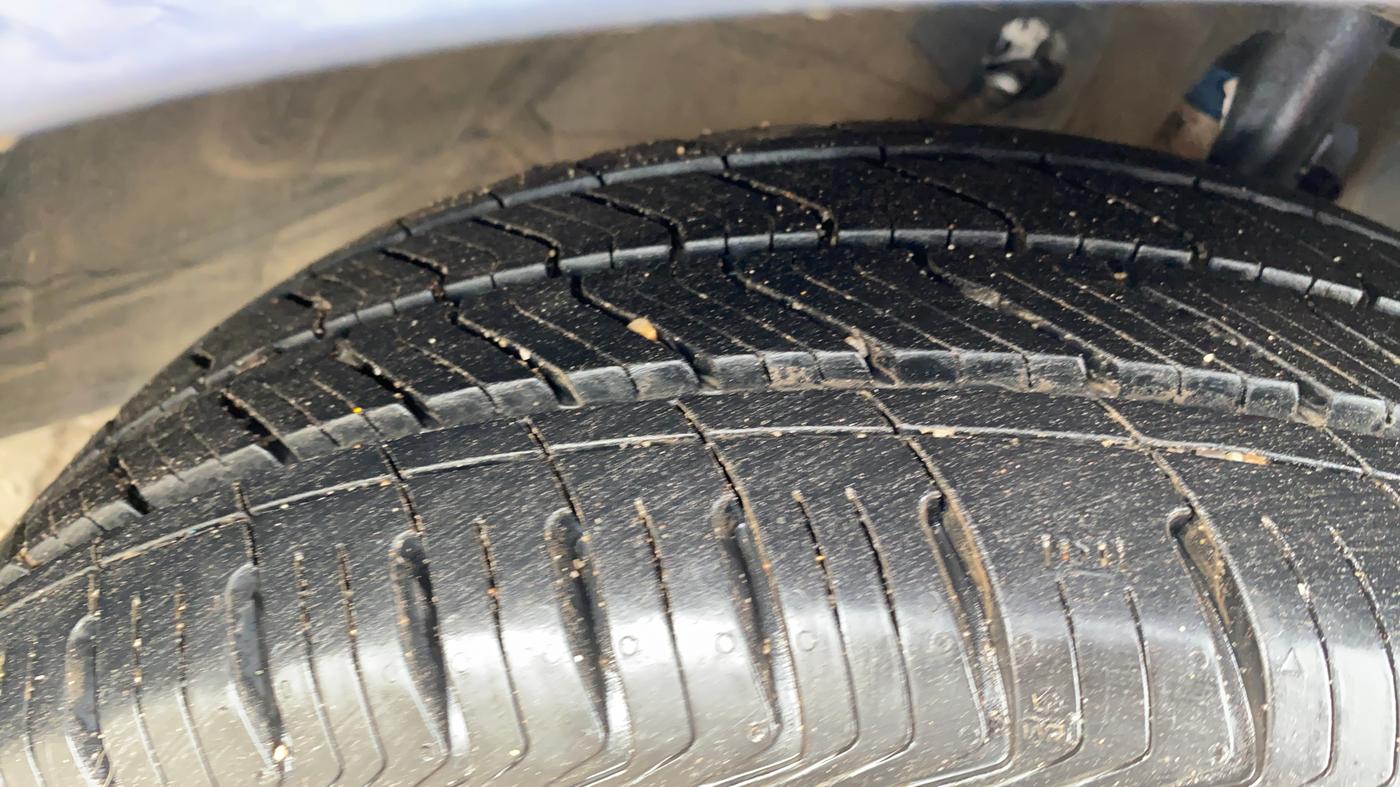 2021 Maruti Baleno ZETA PETROL 1.2, Petrol, Manual, 48,766 km, Right Front Tyre Tread