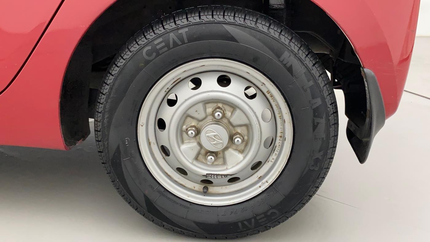 2014 Hyundai Eon ERA +, Petrol, Manual, 48,229 km, Left Rear Wheel