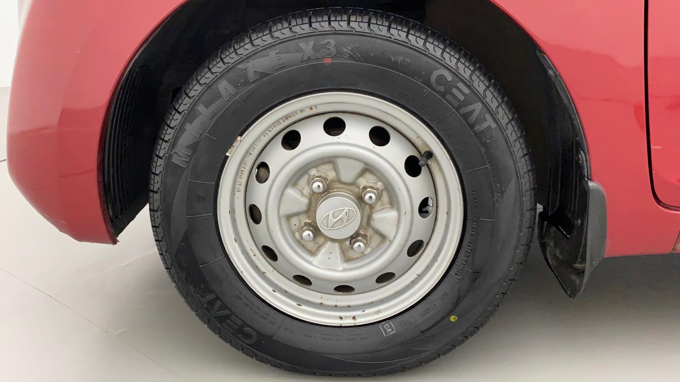 2014 Hyundai Eon ERA +, Petrol, Manual, 48,229 km, Left Front Wheel