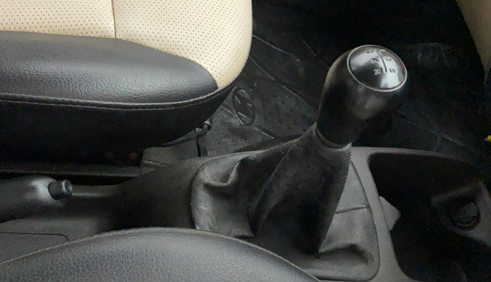 2014 Hyundai Eon ERA +, Petrol, Manual, 48,229 km, Gear Lever