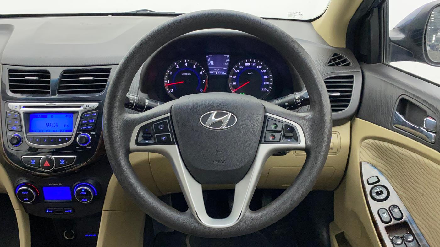 2014 Hyundai Verna FLUIDIC 1.6 VTVT SX, Petrol, Manual, 77,448 km, Steering Wheel Close Up