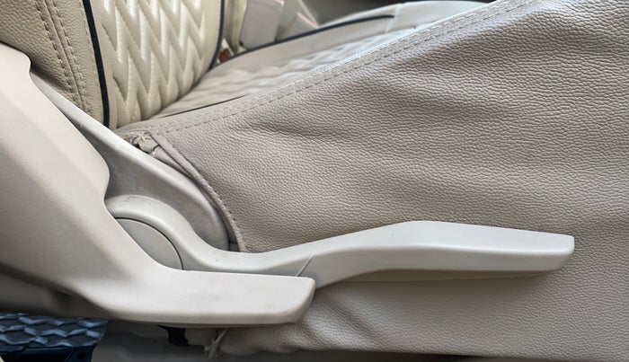 2019 Maruti Dzire VXI, Petrol, Manual, 42,684 km, Driver Side Adjustment Panel