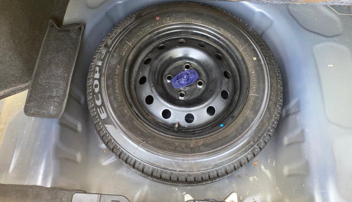 2019 Maruti Dzire VXI, Petrol, Manual, 42,684 km, Spare Tyre