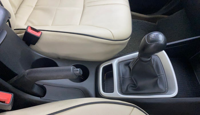 2020 Hyundai VENUE S 1.2, Petrol, Manual, 29,837 km, Gear Lever