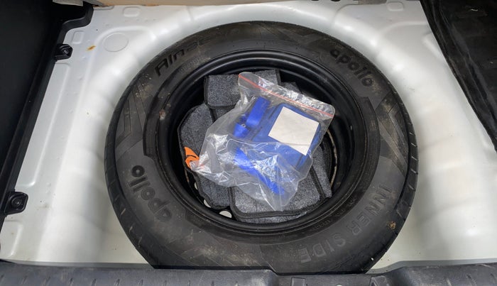 2020 Hyundai VENUE S 1.2, Petrol, Manual, 29,837 km, Spare Tyre