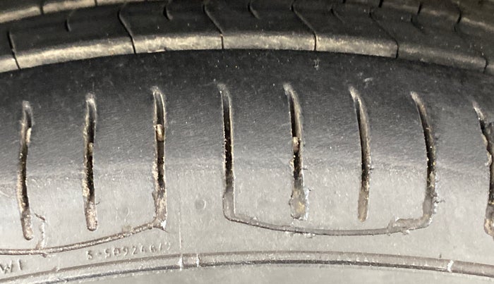 2018 Maruti IGNIS ALPHA 1.2, Petrol, Manual, 48,602 km, Left Front Tyre Tread