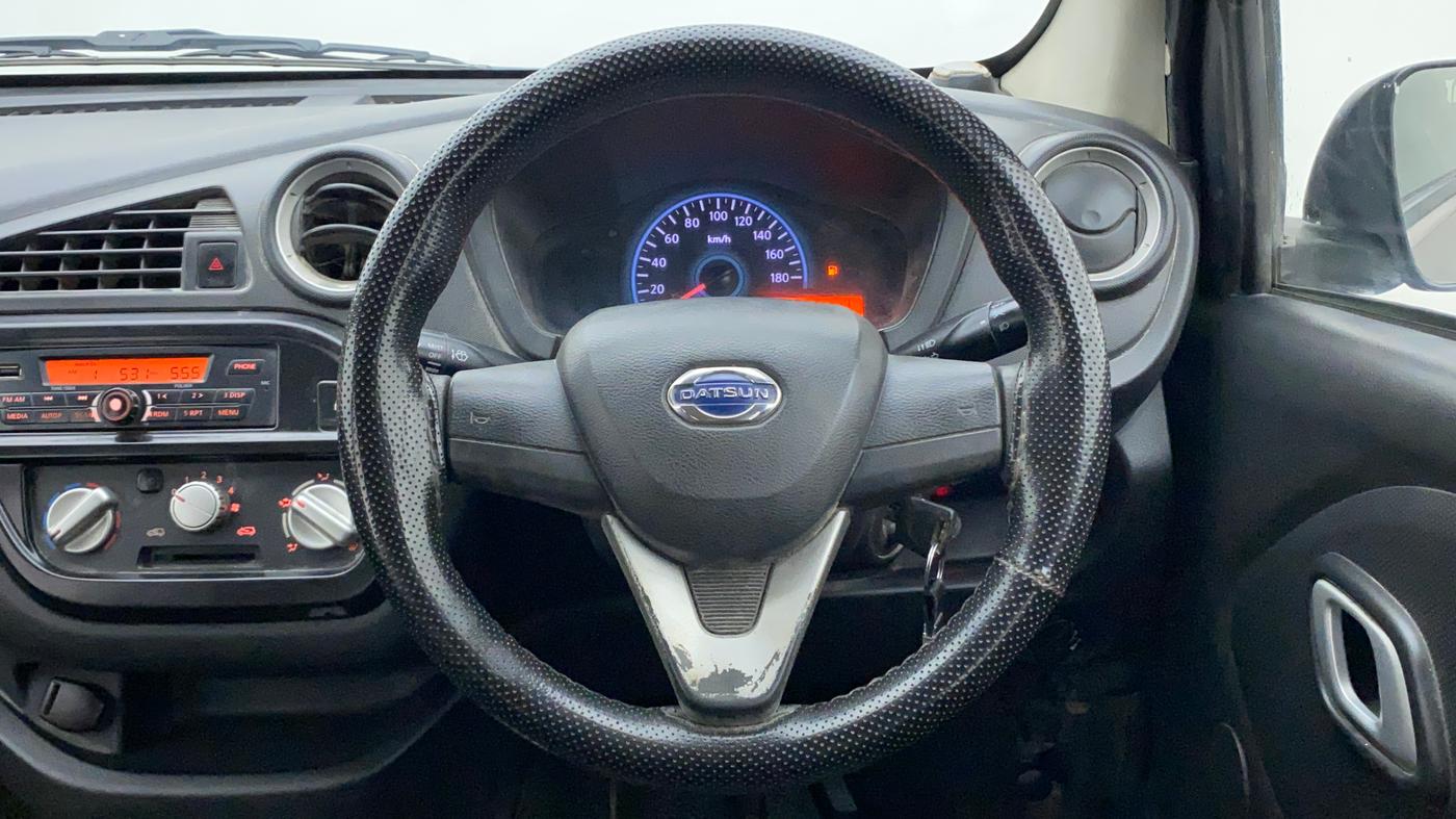 2018 Datsun Redi Go T (O), CNG, Manual, 1,02,241 km, Steering Wheel Close Up