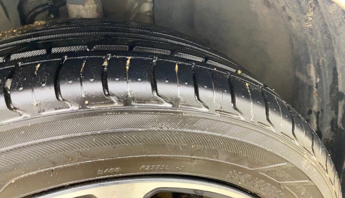 2021 Tata ALTROZ XZ I-TURBO PETROL, Petrol, Manual, 66,392 km, Left Front Tyre Tread