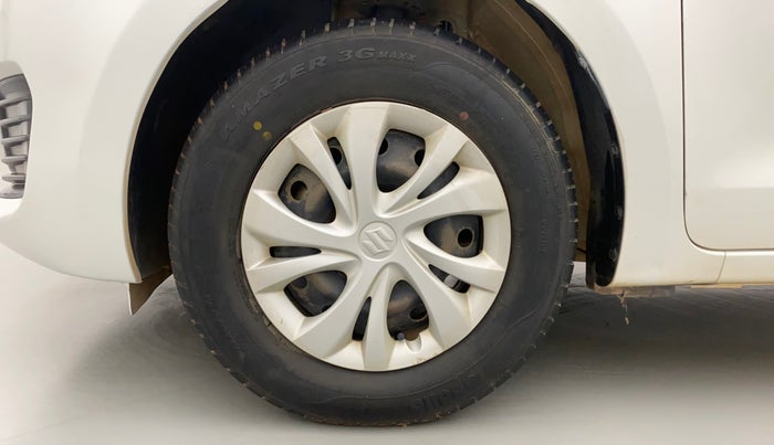2018 Maruti Swift VXI AMT, Petrol, Automatic, 26,366 km, Left Front Wheel