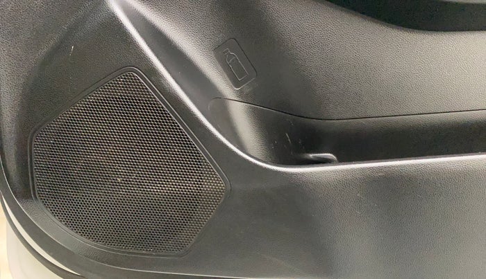 2018 Maruti Swift VXI AMT, Petrol, Automatic, 26,366 km, Speaker