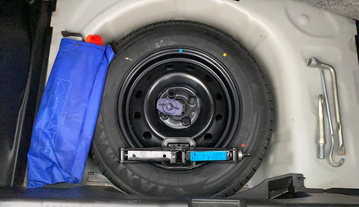 2018 Maruti Swift VXI AMT, Petrol, Automatic, 26,366 km, Spare Tyre