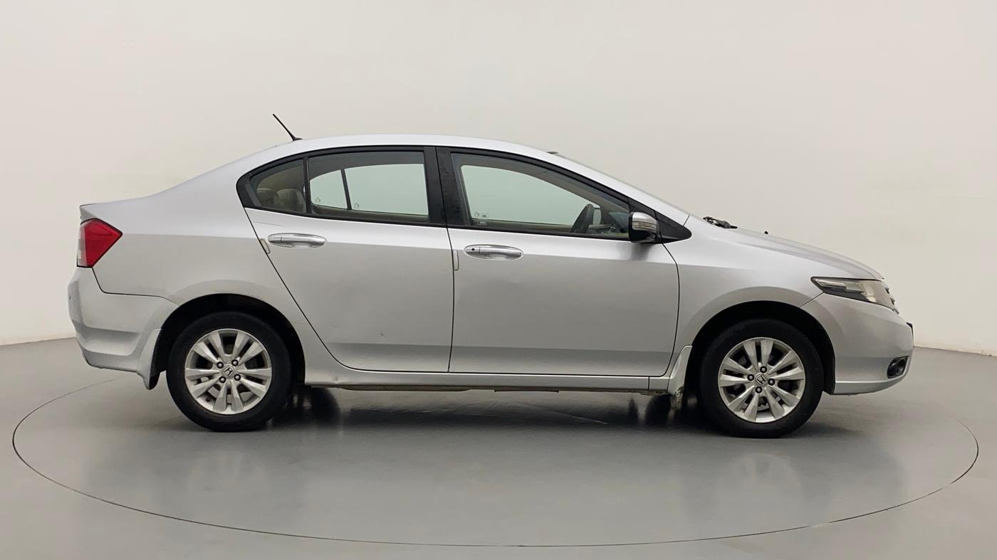 2013 Honda City 1.5L I-VTEC V MT, Petrol, Manual, 1,04,308 km, Right Side View