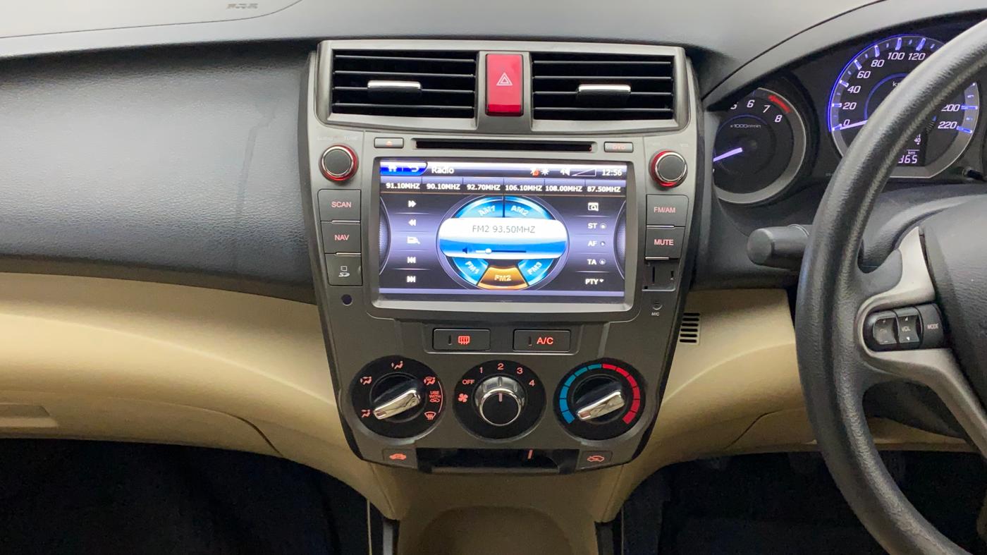 2013 Honda City 1.5L I-VTEC V MT, Petrol, Manual, 1,04,308 km, Air Conditioner