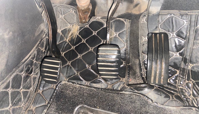 2017 Renault Captur PLATINE DIESEL , Diesel, Manual, 1,18,040 km, Pedals