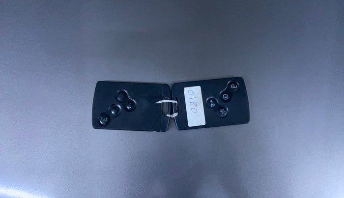 2017 Renault Captur PLATINE DIESEL , Diesel, Manual, 1,18,040 km, Key Close Up