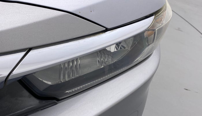 2019 Honda Amaze 1.2L I-VTEC V, CNG, Manual, 87,344 km, Left headlight - Minor scratches