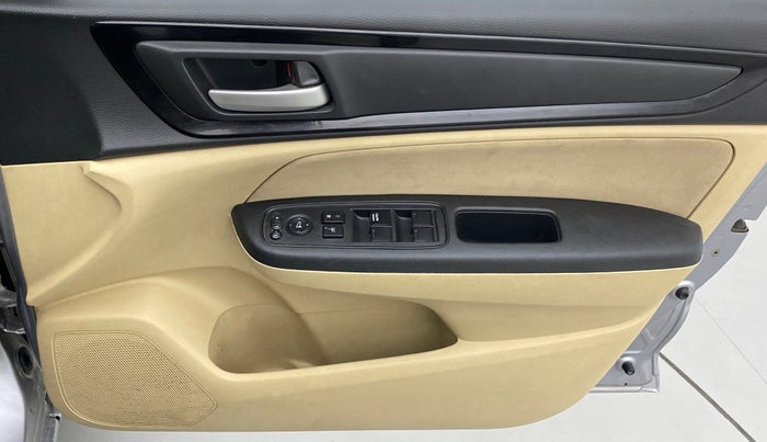 2019 Honda Amaze 1.2L I-VTEC V, CNG, Manual, 87,344 km, Driver Side Door Panels Control
