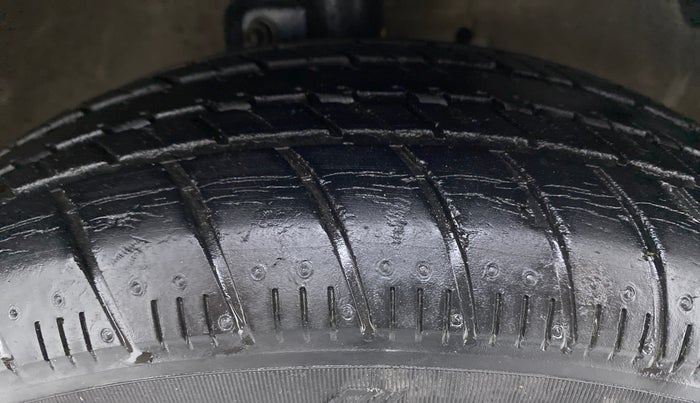 2017 Maruti Celerio VXI, Petrol, Manual, 24,779 km, Right Front Tyre Tread