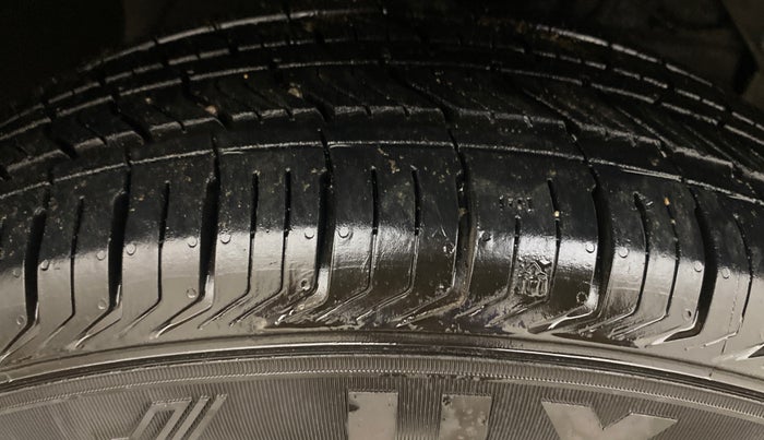 2020 Maruti Vitara Brezza VDI, Diesel, Manual, 52,852 km, Right Front Tyre Tread