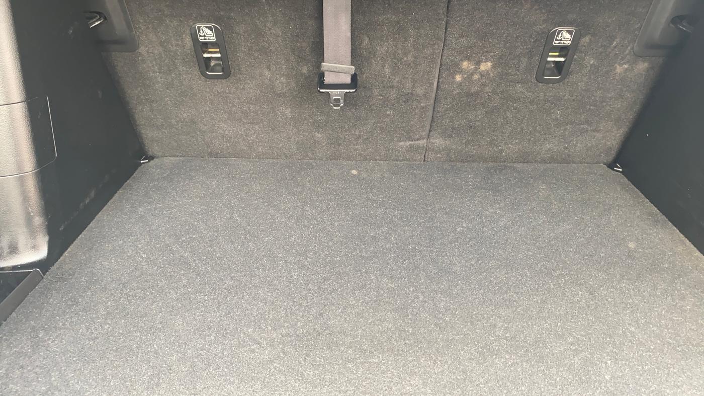 2020 Maruti S Cross ALPHA 1.5, Petrol, Manual, 1,03,527 km, Boot Inside