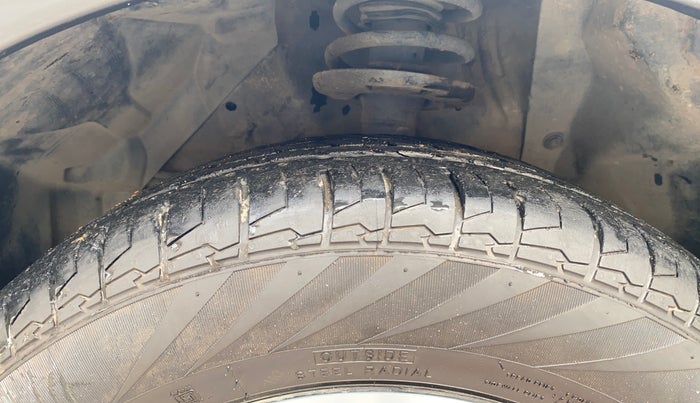 2020 Maruti S Cross ALPHA 1.5, Petrol, Manual, 1,03,527 km, Left Front Tyre Tread