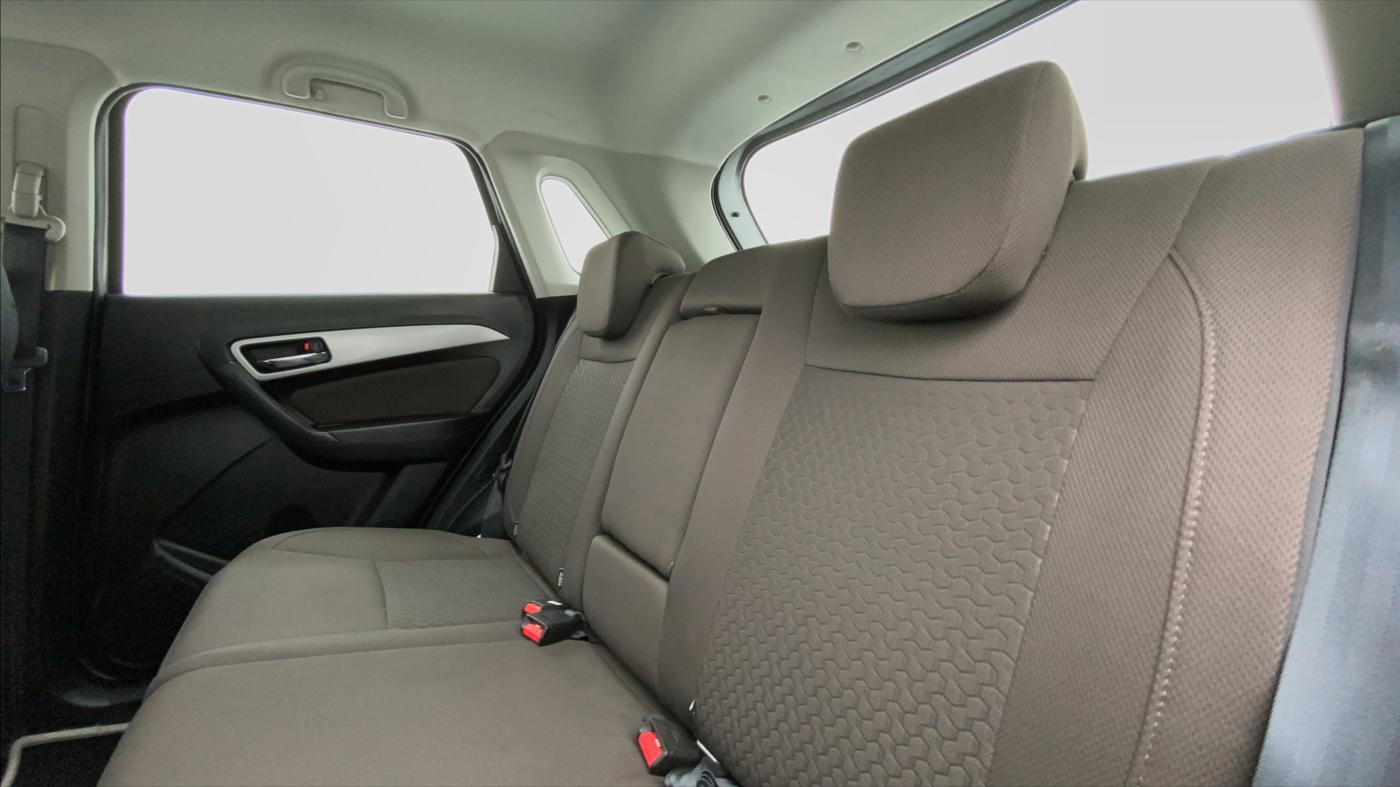 2020 Toyota URBAN CRUISER PREMIUM MT, Petrol, Manual, 33,538 km, Right Side Rear Door Cabin