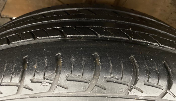 2018 Maruti Baleno DELTA 1.2 K12, Petrol, Manual, 37,747 km, Left Front Tyre Tread