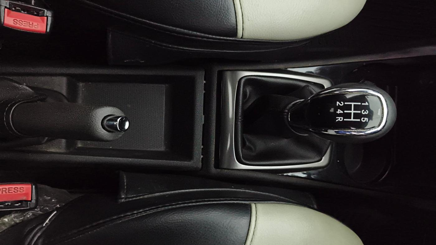 2014 Tata Zest XT PETROL, CNG, Manual, 70,204 km, Gear Lever