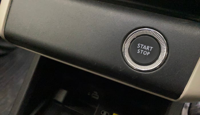 2024 Renault TRIBER RXZ, Petrol, Manual, 16,560 km, Keyless Start/ Stop Button