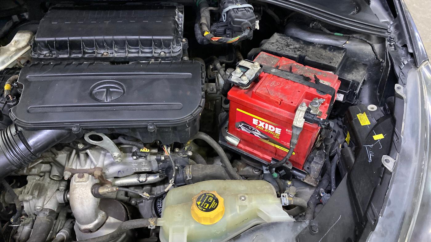 2021 Tata Tiago XZA PETROL, Petrol, Automatic, 17,262 km, Engine View - Left